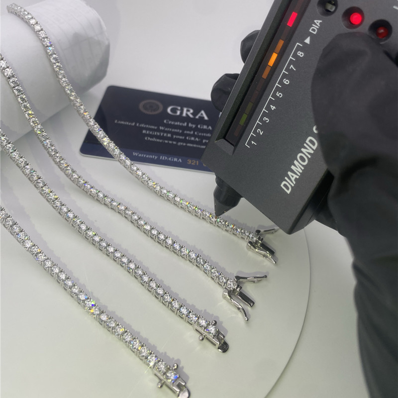 OEM Moissanite Diamond Tennis Necklace Claw Setting Moissanite Necklace Mens In USA