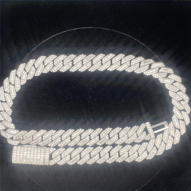 Iced Out  VVS FG Cvd Miami Cuban Link Chain 10k Gold Cuban Link For Lasting Lifetime